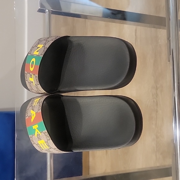 Gucci slides - Picture 2 of 4